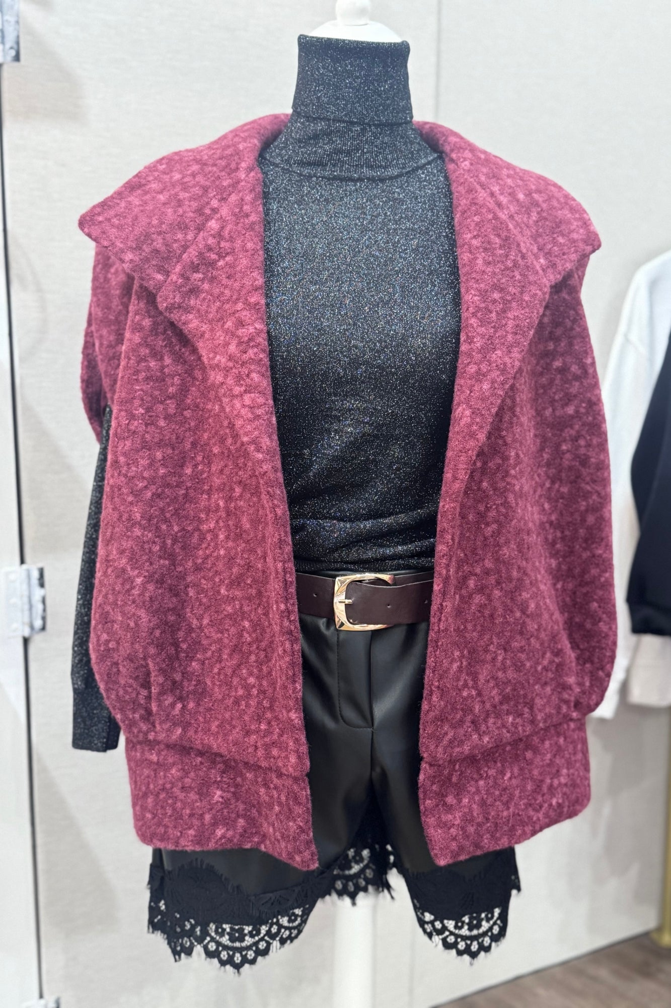 gilet sans manches femme effet laine bouclée bordeaux chic hiver