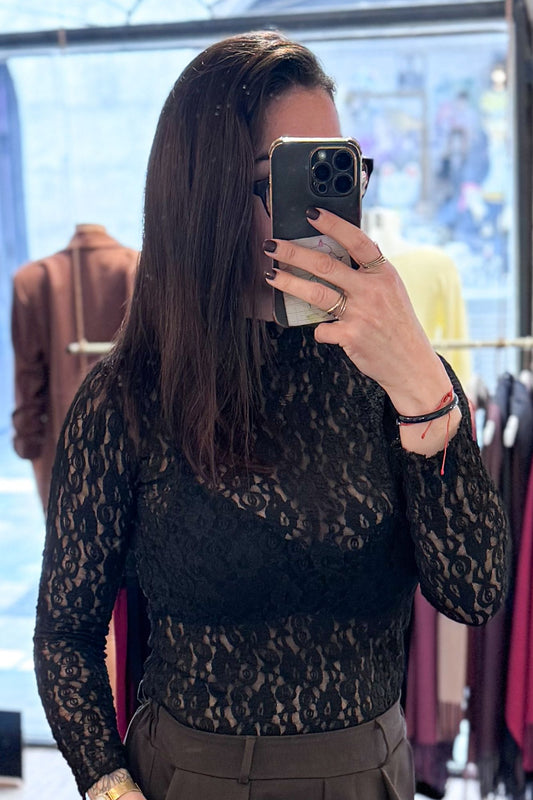 Top en dentelle